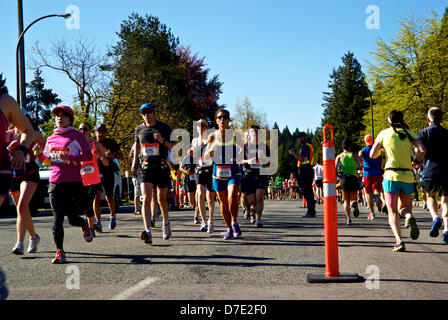 Vancouver, British Columbia, Canada. 5th May, 2013. Runners compete in the 2013 Vancouver BMO International Marathon. Stock Photo
