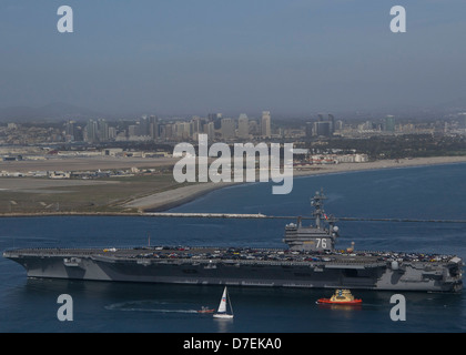 USS Ronald Reagan returns to San Diego. Stock Photo