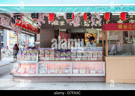Shop with traditional Japanese confectionery in Asakusa, near the temple of Sensoji, Tokyo, Japan