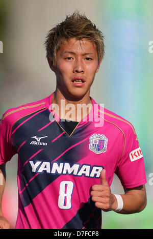 Yoichiro Kakitani (Cerezo),  May 3, 2013 - Football / Soccer :  2013 J.LEAGUE Division 1, 9th Sec  match between Shonan Bellmare 0-3 Cerezo Osaka  at Shonan BMW Stadium Hiratsuka, Kanagawa, Japan.  (Photo by Daiju Kitamura/AFLO SPORT) Stock Photo