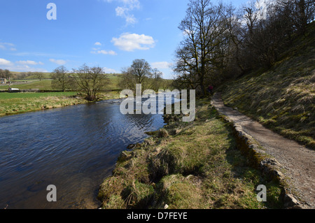The River Wharfe near Burnsall on the Dales Way Long Distance Footpath Wharfedale Yorkshire. Stock Photo