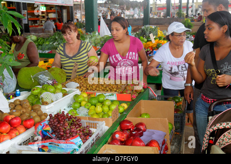 This is a display of apples at a market in Homestead, Pa., on Monday ...