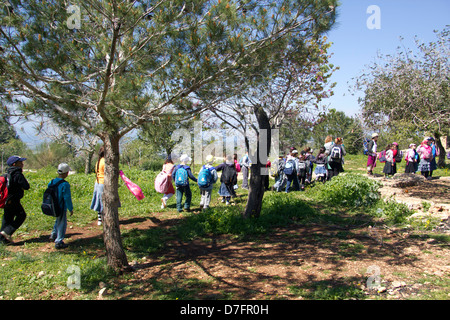 Primary School pupils visit Adamit Park in the Upper galilee, Israel Stock Photo