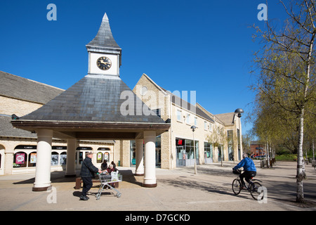 WITNEY, OXFORDSHIRE, UK. The Woolgate Shopping Centre in the town centre. 2013. Stock Photo