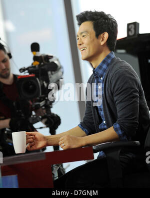 Toronto, Canada. 7th May, 2013. May 7, 2013. Toronto, Canada. American actor and musician, John Cho appears on Global TV's THE MORNING SHOW promoting the new movie STAR TREK INTO DARKNESS. Cho plays the character Hikaru Sulu.  (EXI/N8N/Alamy Live News) Stock Photo