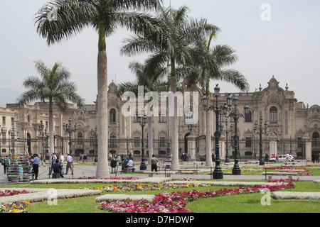 Peru Lima Plaza Mayor or Plaza de Armas Palacio de Gobierno Government palace Stock Photo