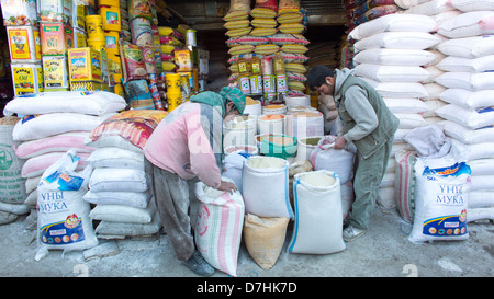 grain and seeds market in kabul, afghanistan Stock Photo - Alamy