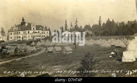 OAC cadets in camp at the Alaska-Yukon-Pacific Exposition in Seattle Washington, June 1909 Stock Photo
