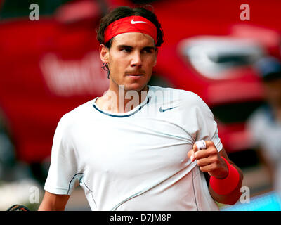 Madrid, Spain. 8th May 2013.  Rafael Nadal of Spain reacts during the game  between Rafael Nadal of Spain and Benoit Paire of France during day six of the Madrid Open from La Caja Magica. Credit: Action Plus Sports Images/Alamy Live News Stock Photo