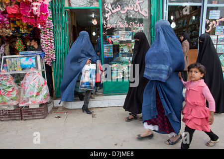 Market in downtown Kunduz, Afghanistan Stock Photo