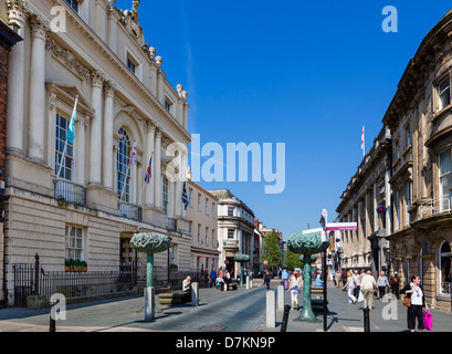 High Street with the historic Mansion House to the left, Doncaster, South Yorkshire, England, UK Stock Photo