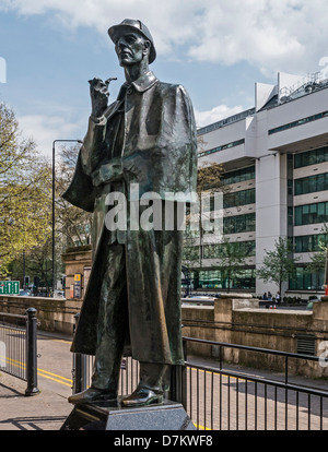 LONDON, UK - MAY 06, 2013:  Statue of fictional detective Sherlock Holmes near Baker Street in London Stock Photo