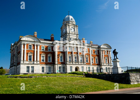 Late nineteenth century dock offices built by David Davies whos statue is in the foreground, Barry, Vale of Glamorgan, South Wales, UK. Stock Photo