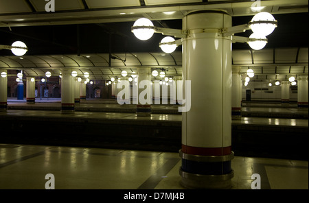 Platform lights, Liverpool Street railway station, London, England Stock Photo