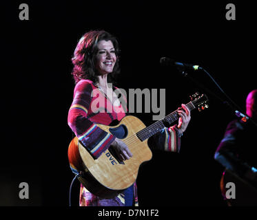 May 5, 2013 - Emporia, Virginia, USA - Singer AMY GRANT performing at the Greensville Performing Arts Center. (Credit Image: © Tina Fultz/ZUMAPRESS.com) Stock Photo