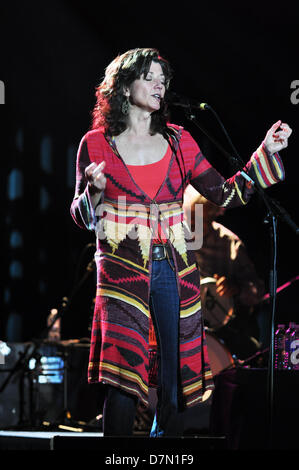 May 5, 2013 - Emporia, Virginia, USA - Singer AMY GRANT performing at the Greensville Performing Arts Center. (Credit Image: © Tina Fultz/ZUMAPRESS.com) Stock Photo