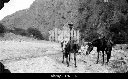 The Marshall Field Paleontological Expedition, led by Elmer Riggs ...