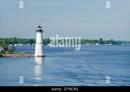New York, St. Lawrence Seaway, Thousand Islands. The 'American Narrows' scenic waterway. Lighthouse. Stock Photo