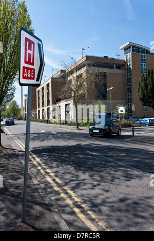 Exterior view of the Royal Berkshire Hospital car park in Reading, Berkshire, England, GB, UK. Stock Photo
