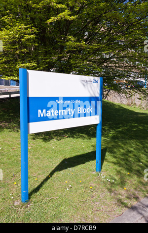 Maternity department welcome sign at the Royal Berkshire Hospital in Reading, England, GB, UK Stock Photo