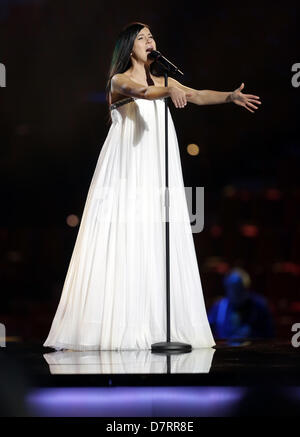 Malmo, Sweden. 13th May, 2013. Singer Birgit Oigemeel representing Estonia performs during the dress rehearsal of the 1st Semi Final for the Eurovision Song Contest 2013 in Malmo, Sweden, 13 May 2013. The grand final of the 58th Eurovision Song Contest (ESC) takes place on 18 May 2013. Photo: Joerg Carstensen/dpa/Alamy Live News Stock Photo