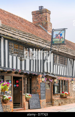 Alfriston, East Sussex, United Kingdom. 30th October 2021. 14th Century ...