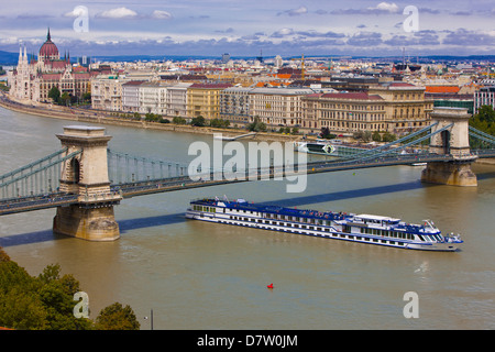 Chain bridge across the River Danube, Budapest, Hungary Stock Photo