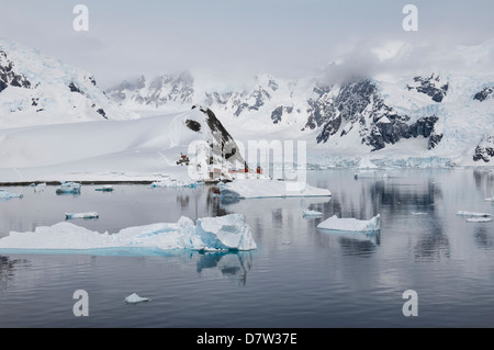 Bahia Paraiso (Paradise Bay), Antarctic Peninsula, Antarctica Stock Photo