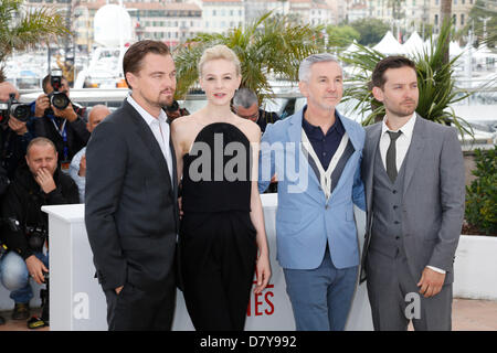 Cannes, France. May 15, 2013.  Leonardo DiCaprio, Carrey Mulligan, Baz Luhrman, Tobey Maguire during the 'The Great Gatsby' photocall at the 66th Cannes, France. May 15, 2013. Credit:DPA/Alamy Live News Stock Photo