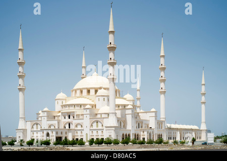 New Sheikh Zayed Mosque under construction in Fujairah United Arab Emirates Stock Photo