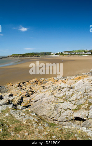 beach and harbour little island barry vale of glamorgan south wales uk Stock Photo