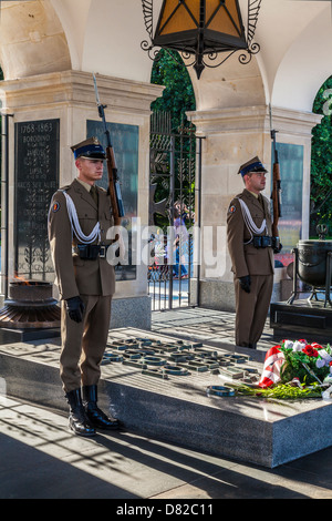 The Tomb of the Unknown Soldier in Piłsudski Square in Warsaw, Poland Stock Photo