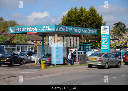 A Lellers hand car wash station in Ware, Hertfordshire Stock Photo