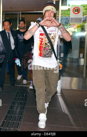 Chiba, Japan. 18th May, 2013. Jay McGuiness of The Wanted arrives at Narita International Airport in Chiba prefecture, Japan on May 18, 2013. Credit: dpa/Alamy Live News Stock Photo