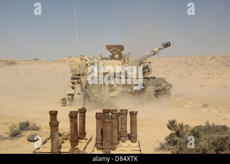 An Israel Defense Force Artillery Corps M109 Doher during a live fire exercise. Stock Photo