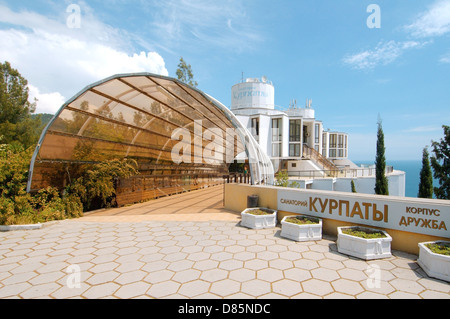 Entrance to the Druzhba sanatorium (Friendship sanatorium) Kurpatı, The Greater Yalta, Crimea, Ukraine, Eastern Europe Stock Photo