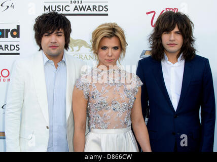 May 19, 2013 - Las Vegas, Nevada, U.S. -  From left, musicians NEIL PERRY, KIMBERLY PERRY and REID PERRY of The Band Perry arrive for the 2013 Billboard Music Awards.(Credit Image: © Brian Cahn/ZUMAPRESS.com) Stock Photo