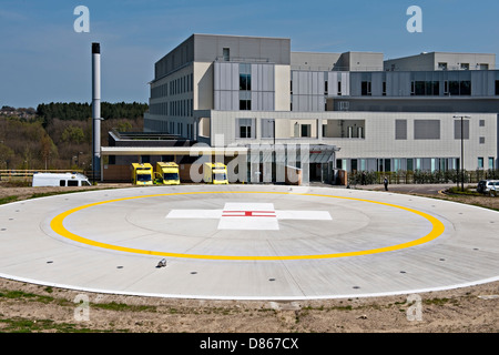 Tunbridge Wells Hospital, Pembury Kent with the helicopter landing pad in the foreground Stock Photo