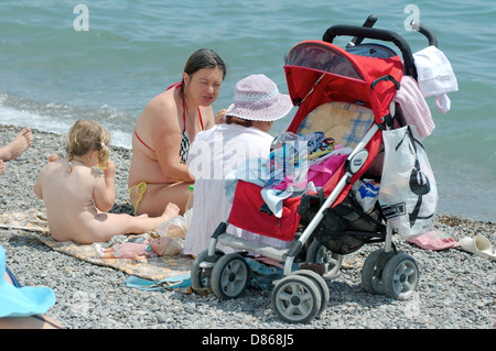 Holidaymakers on the beach in Yalta, Crimea, Ukraine, Eastern Europe Stock Photo