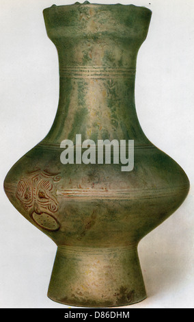 Chinese Porcelain Vase Stock Photo - Alamy