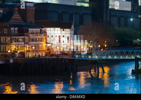 The Globe Theatre and Shakespeare Centre on the southern bank of the River Thames in London, England, UK. Stock Photo