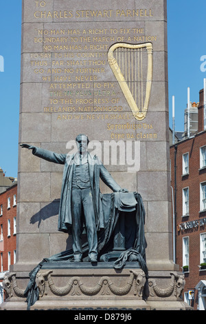 Monument to Charles Stewart Parnell. O'Connell Street, Dublin, Republic of Ireland Stock Photo