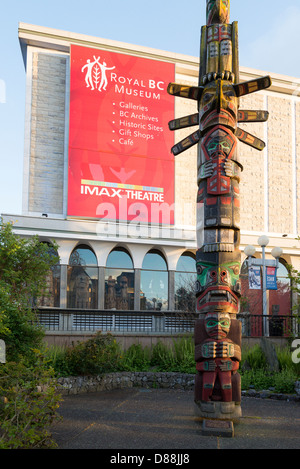 Totem pole, The Royal British Columbia Museum, Victoria British Columbia, Canada Stock Photo