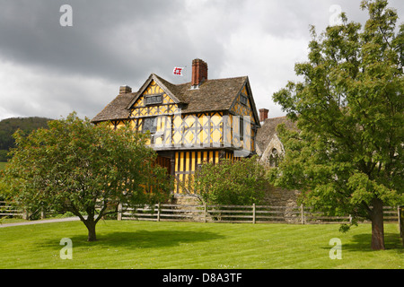 Stokesay Castle Gatehouse, Stokesay near Ludlow, Shropshire, England, UK.