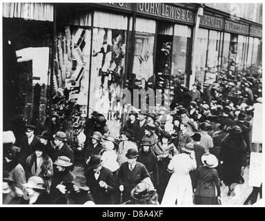 John Lewis in Oxford street 1925 Stock Photo