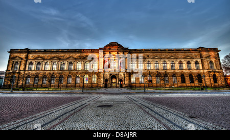 Early sunlight hits the Old Masters Picture Gallery in Dresden, Germany (Buchhandlung Walther König) Stock Photo