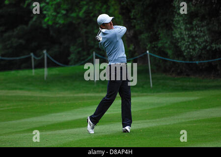 Wentworth, UK 21st May 2013. Anton Du Beke during the Celebrity Pro-Am tournament. Stock Photo