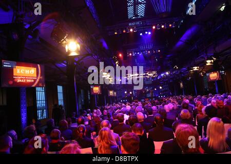 Hamburg, Germany, 23 May 2013. Florian Weber and Herr Sorge aka. Samy Deluxe perform during the 'Echo Jazz' award 2013 in Hamburg, Germany, 23 May 2013. Hamburg hosts the 'Echo Jazz' award for the first time. Photo: Christian Charisius/DPA/Alamy Live News Stock Photo