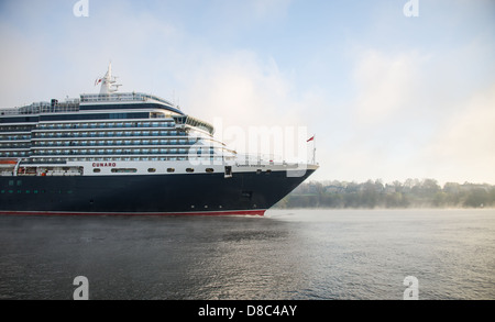 Queen Victoria cruise ship enters the port of Hamburg, Germany Stock Photo