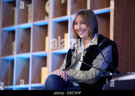 Fashion designer and queen of shabby chic Cath Kidston talks to Lisa Armstrong at Hay 2013. Stock Photo